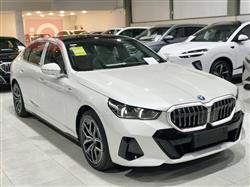 بي ام دبليو i5